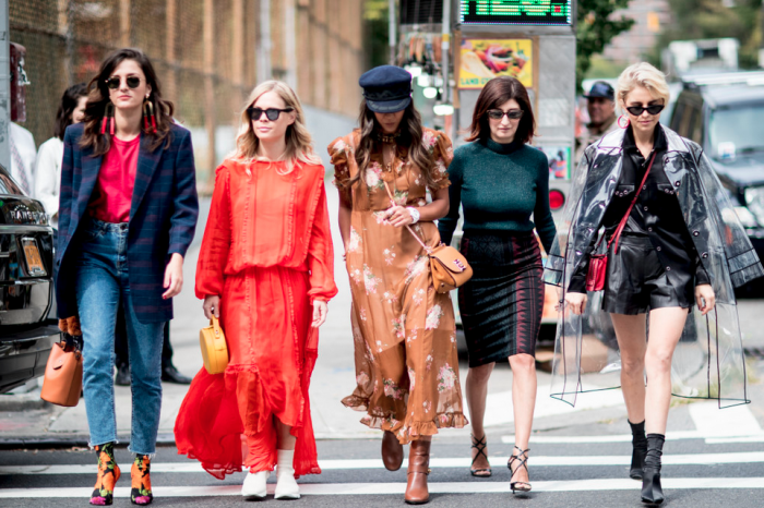 Masukkan dalam daftar belanja kamu, ya! Ini 4 Barang fashion yang lagi diminati para fashionista di kota New York!